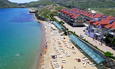 "Виктория" эллинг, Орджоникидзе Фото: 1 из 51