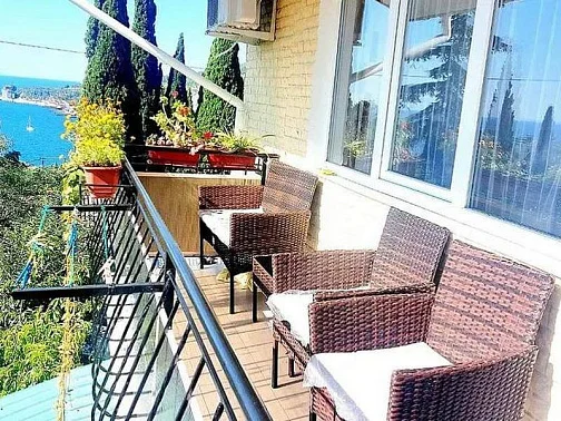 "С видом на море и горы" этаж под-ключ, Гурзуф Фото: 20 из 32