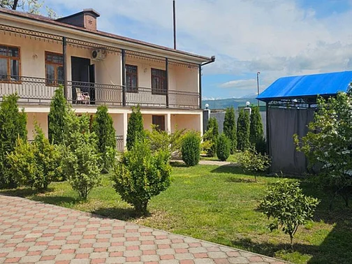 Часть дома под-ключ с отдельным входом Адлейба 3-й тупик 10, Сухум Фото: 3 из 36