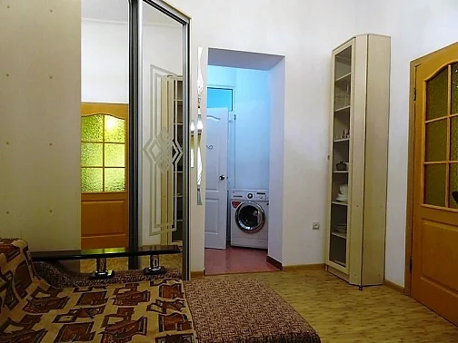 1-комнатная квартира на земле Пушкина 55 кв 16, Крым Фото: 17 из 21