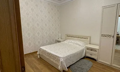 1-комнатная квартира Черноморский 6, Ялта Фото: 1 из 7