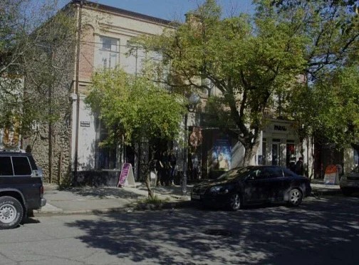 2х-комнатная квартира Аиааира 90, Сухум Фото: 2 из 15