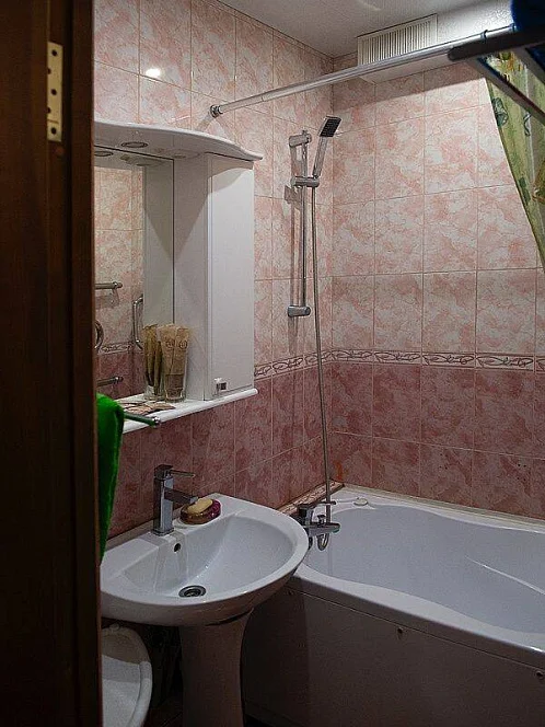 2х-комнатная квартира Калинина 279 кв 35, Ейск Фото: 14 из 17
