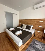 "Улучшенный с видом на море" 3х-местный