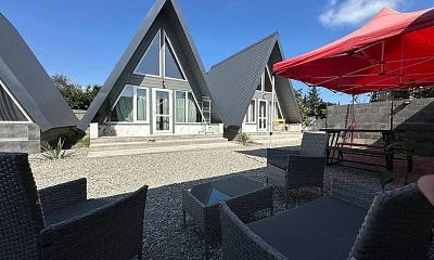 "VictoriaVillage" база отдыха, Пицунда Фото: 1 из 10