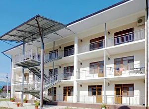 "Amina Beach" гостевой дом Цандрипш