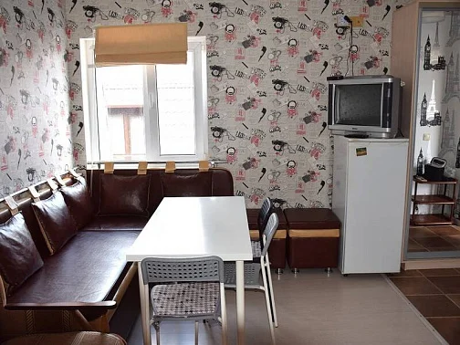 "На Калинина" гостевой дом, Геленджик Фото: 16 из 32
