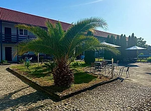  отель "Абхазский дворик"  - забронировать