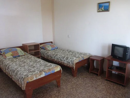 "На Зелёной" частный сектор, Новофёдоровка Фото: 5 из 26