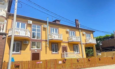 "Инара" мини-гостиница, Витязево Фото: 1 из 38