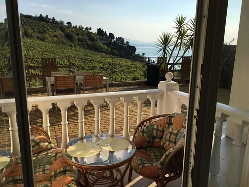 "Villa-Alexandriya" (Вилла Александрия) мини-гостиница, Алушта Фото: 2 из 52