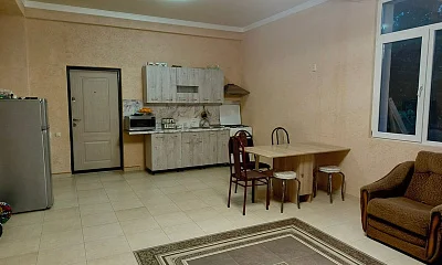 "Отдых у Анжелы" частный сектор, Новый Афон Фото: 1 из 43
