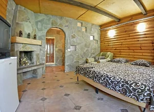 "Бамбуковый дворик"  Алушта