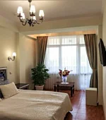 "Комфорт плюс с балконом" 4х-местный