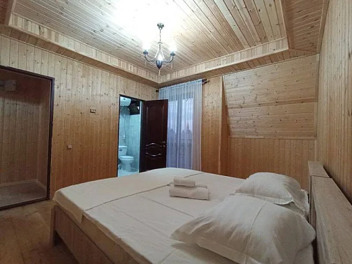 "У Алены" мини-гостиница, Сухум Фото: 28 из 37