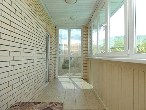 Частный сектор  Учительская 81, Сукко Фото: 16 из 37