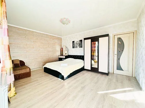 "С видом на море и горы" этаж под-ключ, Гурзуф Фото: 13 из 32