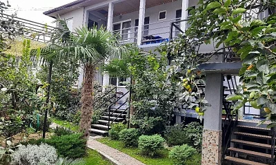 "Лаванда" мини-гостиница, Пицунда Фото: 1 из 36