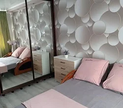 1-комнатная квартира Ростовская 166