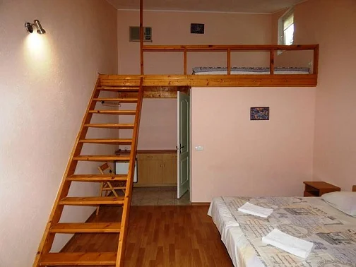 Гостевой дом Клары Цеткин 19, Феодосия Фото: 33 из 36