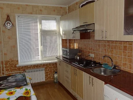 1-комнатная квартира Кирова 11, Керчь Фото: 3 из 10