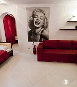 "Монро 2х-комнатный"