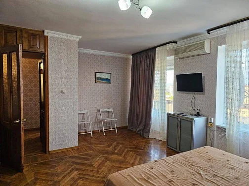 1-комнатная квартира пр-т Аиааира 124, Сухум Фото: 8 из 12