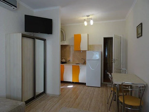 "У Аси" частный сектор, Евпатория Фото: 6 из 21