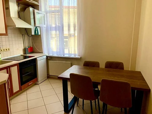 "Современная квартира в центре Ялты" 2х-комнатная квартира, Ялта Фото: 4 из 17