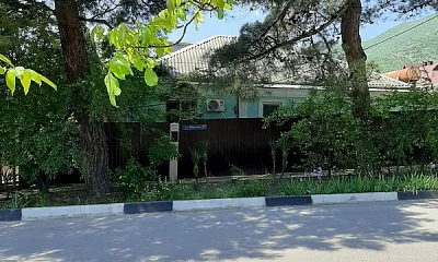 Частный сектор Маячная 37, Геленджик Фото: 1 из 42