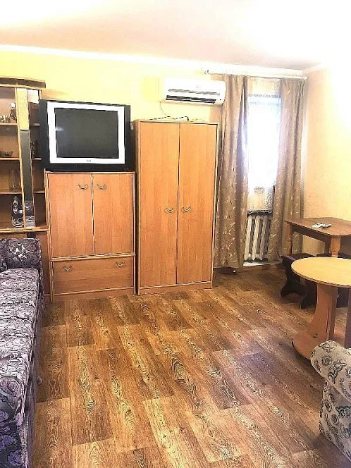 1-комнатная квартира Средне-Слободская 16, Ялта Фото: 11 из 17