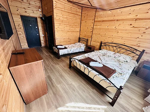 "Лето" мини-гостиница, Пицунда Фото: 38 из 43