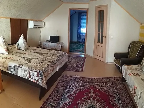 "У Валентины и Марии" частный сектор, Ейск Фото: 15 из 51