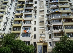 Кудепста 3х-комнатная  Искры 50 кв 53 - квартиры снять посуточно