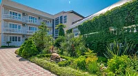"Лазурное море" отель, Головинка