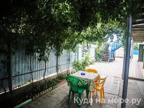 "Персик" гостевой дом , Кучугуры Фото: 3 из 4