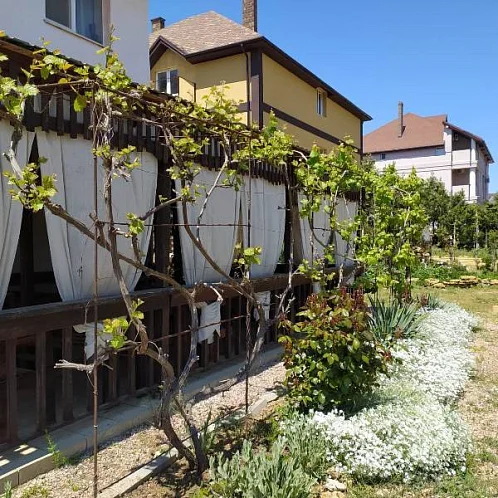 "Калифорния" мини-гостиница, Новофёдоровка Фото: 6 из 47