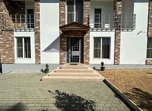 "Black Sea Guesthouse" гостевой дом Сухум