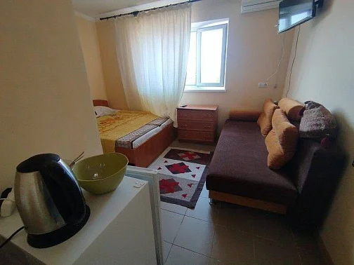 "Калифорния" мини-гостиница, Новофёдоровка Фото: 13 из 47