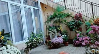 "У Ларисы" частный сектор, Вардане