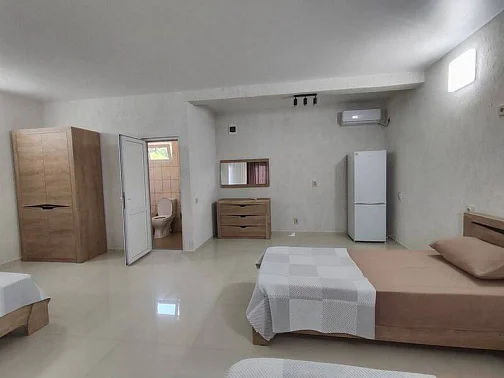 Гостевой дом Монашенское ущелье 5, Пицунда Фото: 19 из 21