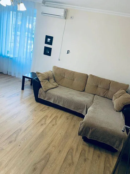 2-комнатная квартира Кирова 19, Геленджик Фото: 8 из 15