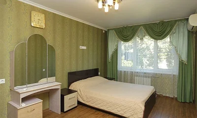 2х-комнатная квартира Калинина 37 кв 65, Адлер Фото: 1 из 39