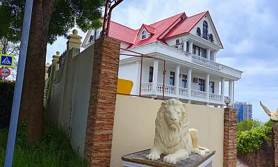 "Лоран" гостевой дом, Сочи Фото: 1 из 51