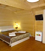 "Коттедж" 4х-местный