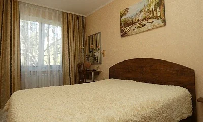 2х-комнатная квартира Подвойского 20, Гурзуф Фото: 1 из 17