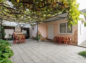 "Частное домовладение На Набережной 4" частный сектор Пересыпь