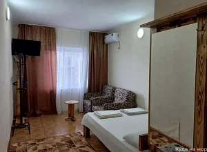 "Рина"  Лазаревское