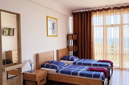 2х-местный с панорамными окнами и видом на море Фото: 2 из 6