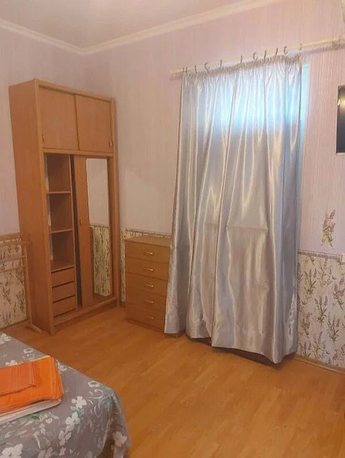 "Эллинг №6", Орджоникидзе Фото: 8 из 43